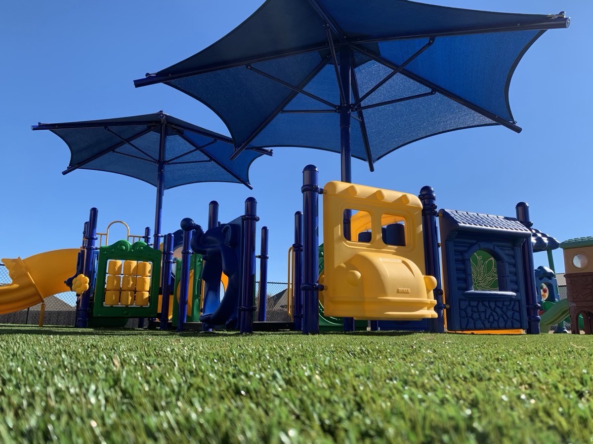 playground shades